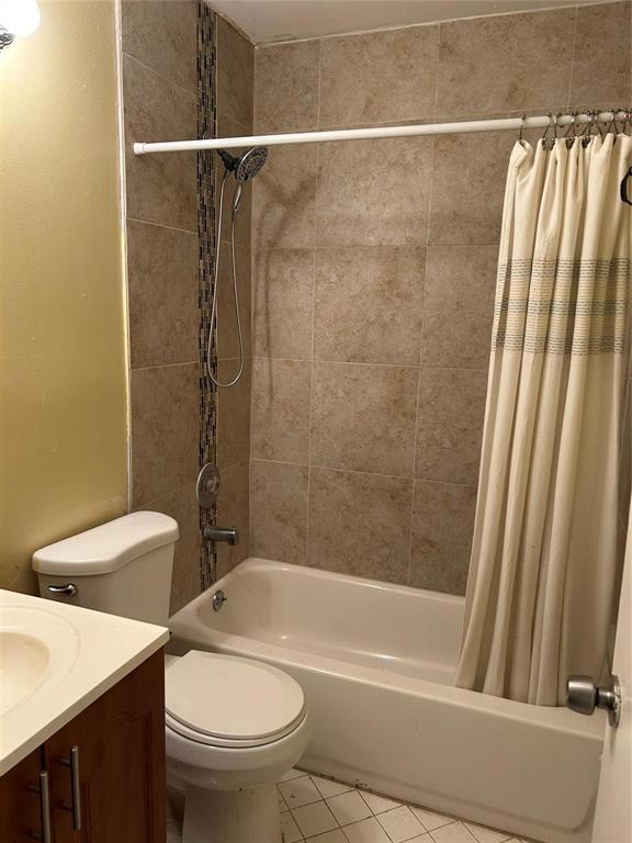 CYPRESS TRACE CONDO - Residential