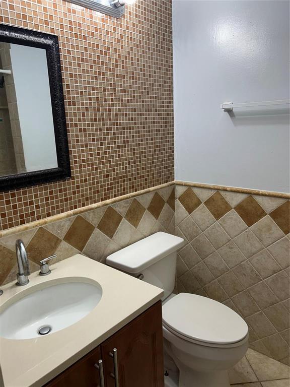 CYPRESS TRACE CONDO - Residential