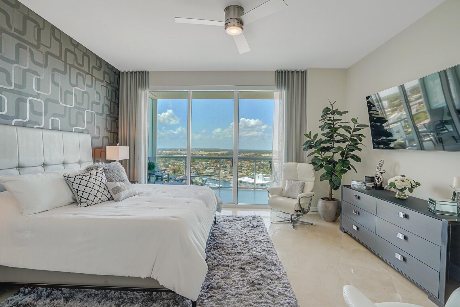 PLAZA AT OCEANSIDE (THE) - Residential Lease