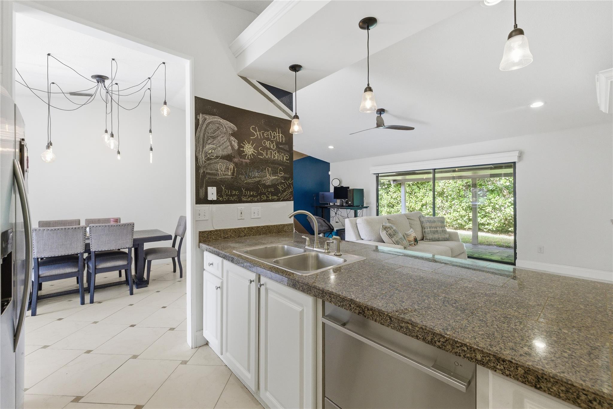 BOYNTON LAKES 3 - Residential