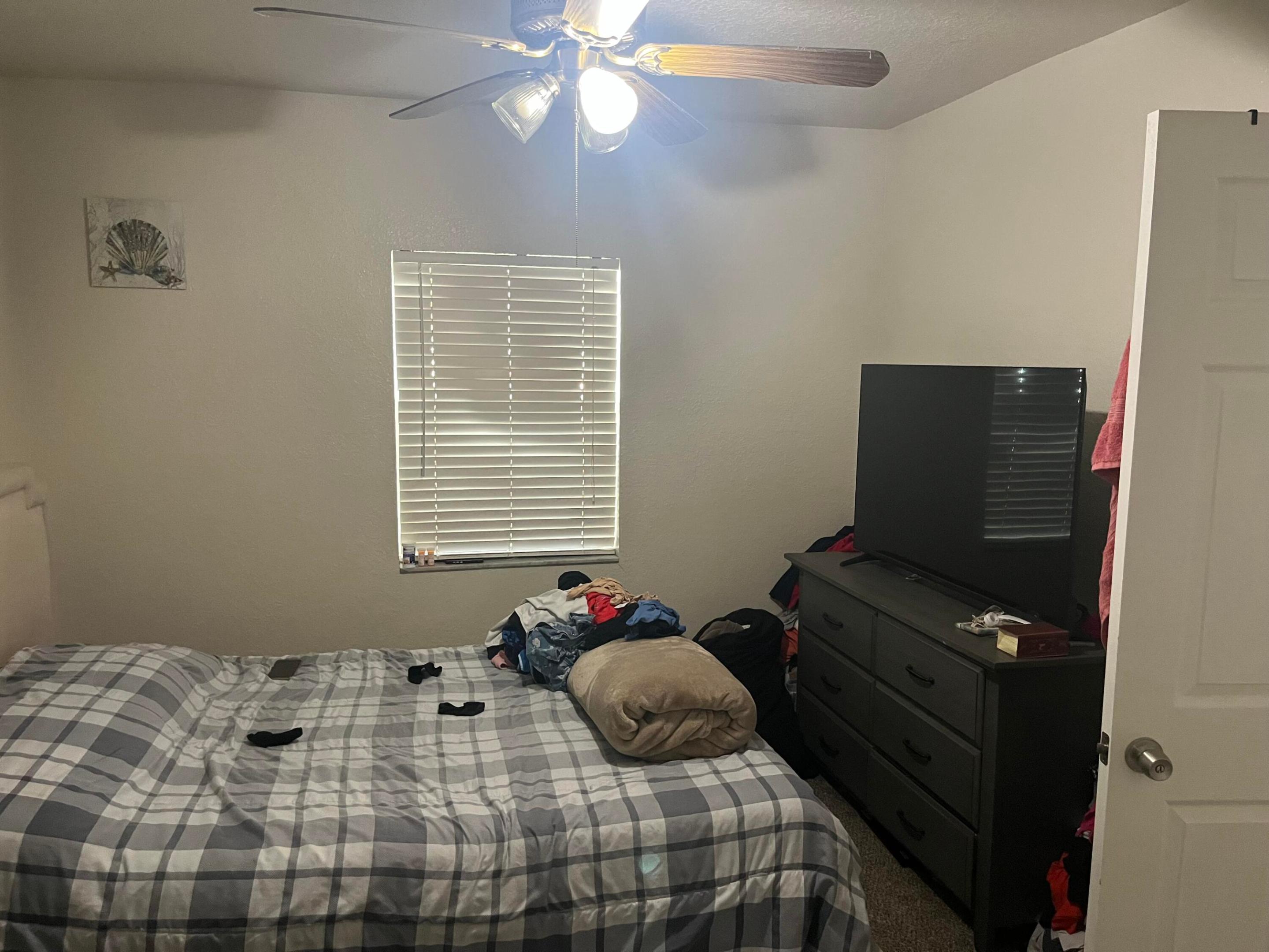 S/D OF 21-44-43, LT 1 BLK 34 OF W 1/2 IN - Residential Income