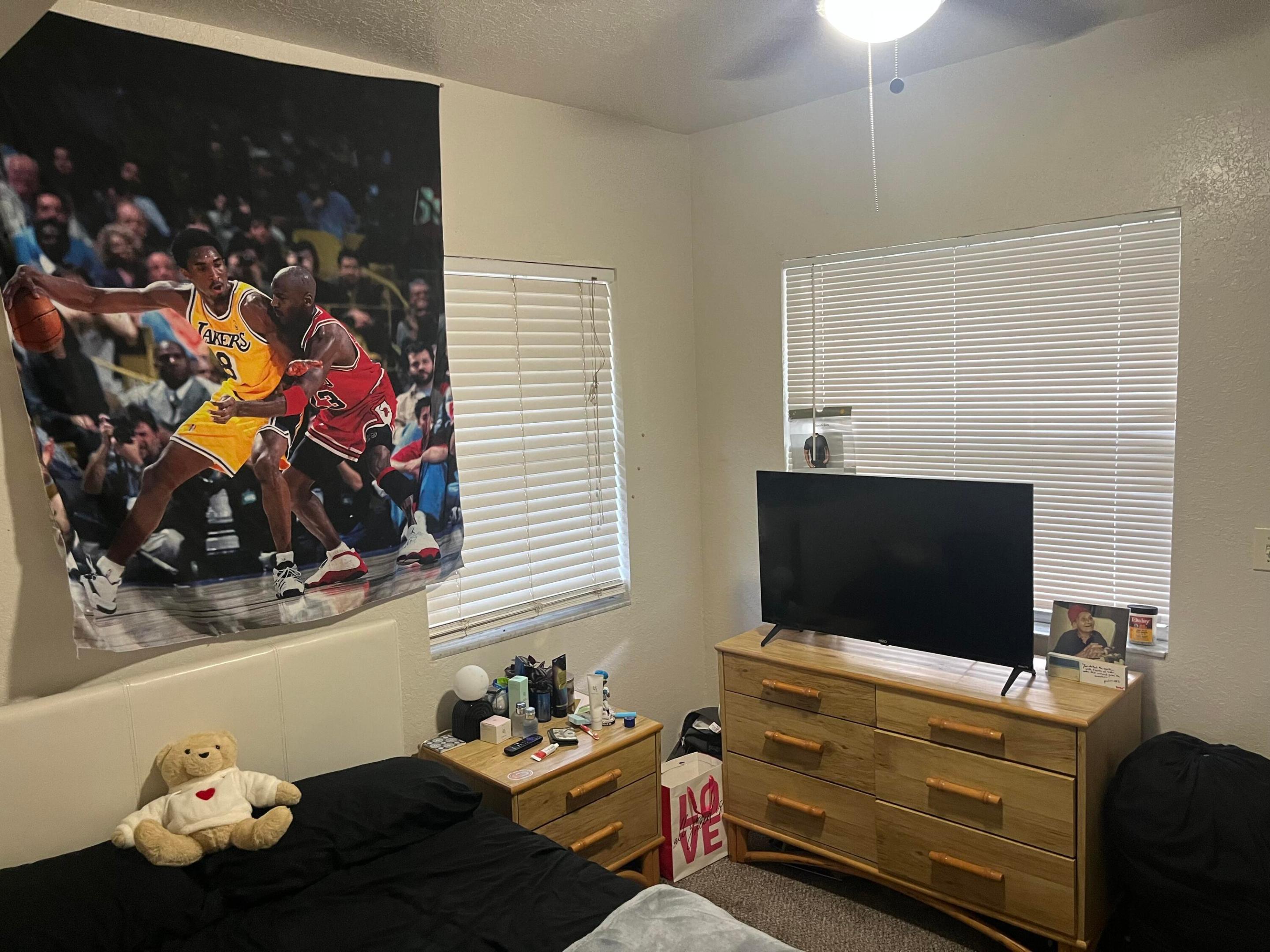 S/D OF 21-44-43, LT 1 BLK 34 OF W 1/2 IN - Residential Income