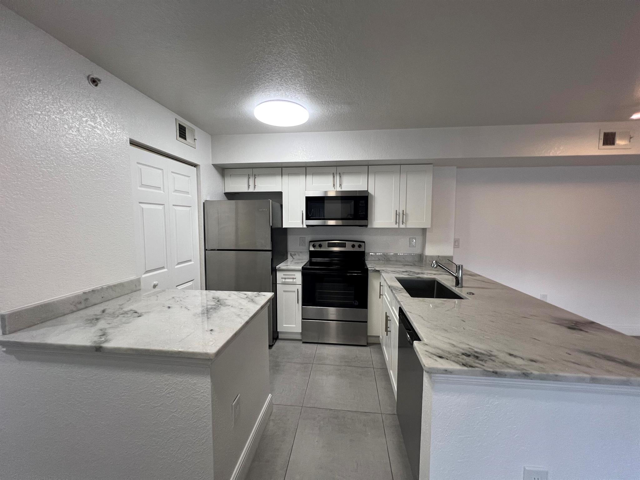 THE CLUB AT ST LUCIE WEST - Residential Lease