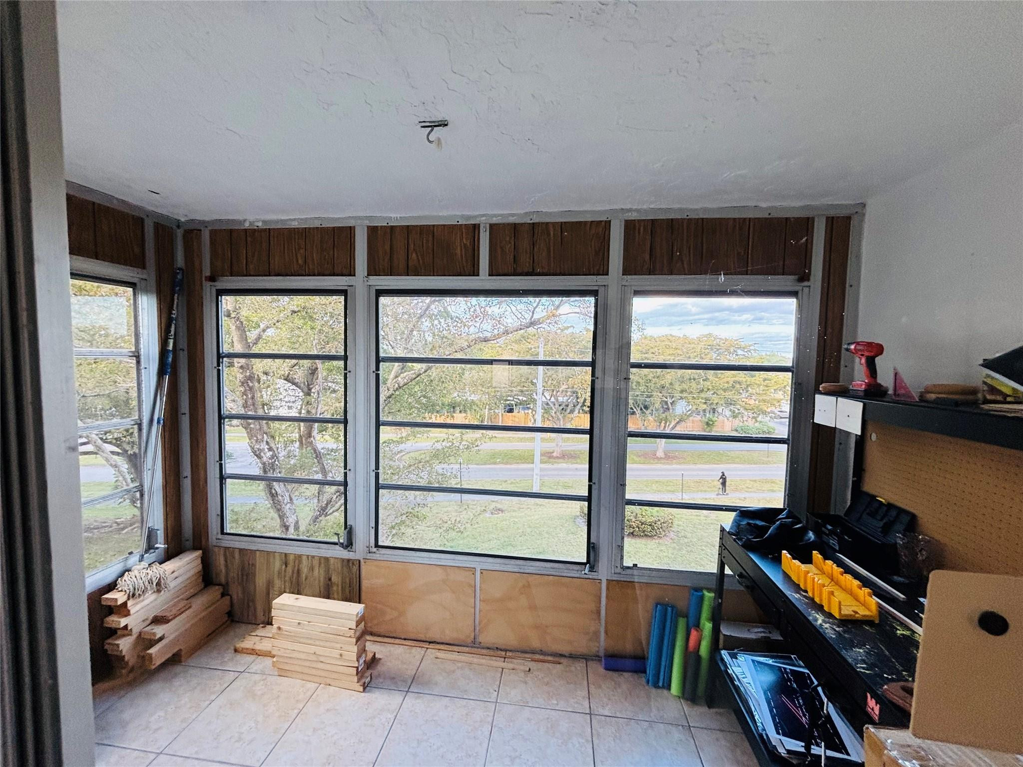 Omega 4 - Residential