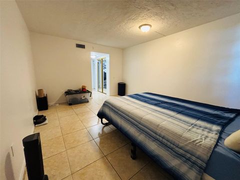Tiny photo for 7300 NW 17th Street #405, Plantation, FL 33313 (MLS # F10550432)