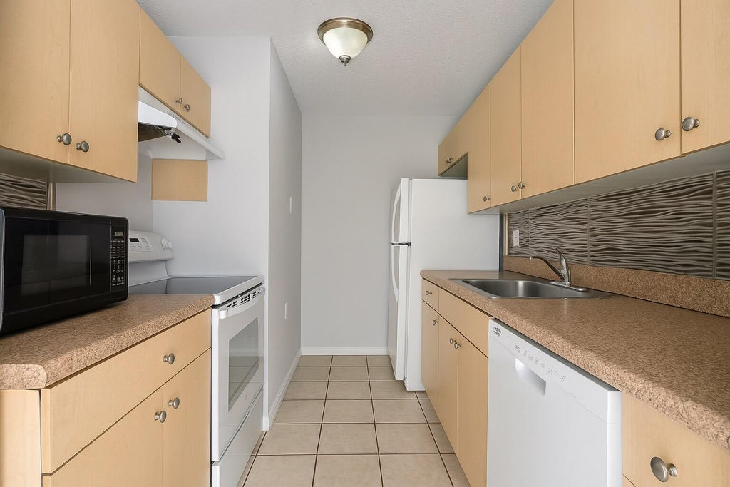 Photo of 1127 Lake Terry Drive #I, West Palm Beach, FL 33411 (MLS # B26075752)