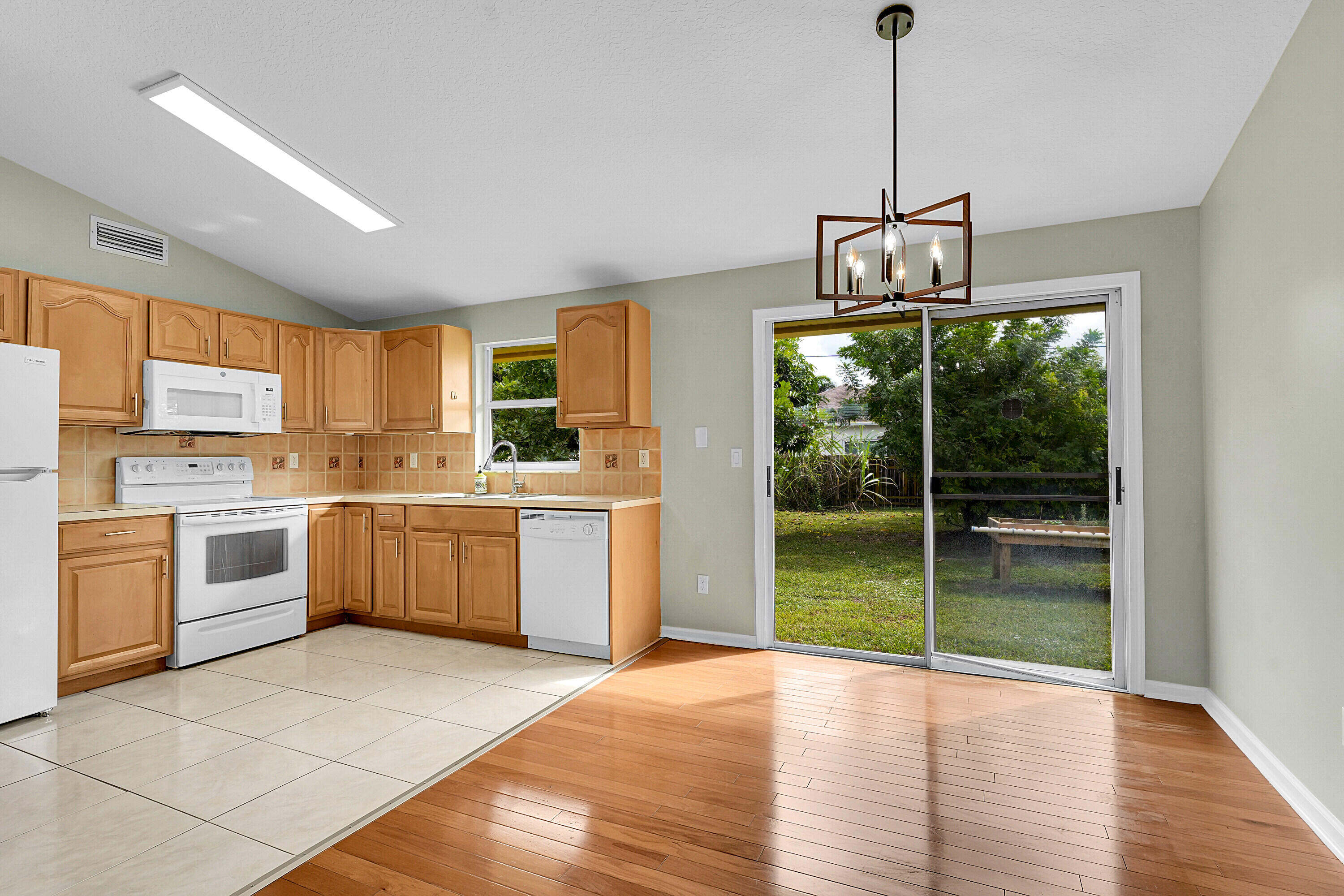 PORT ST LUCIE SECTION 7 - Residential