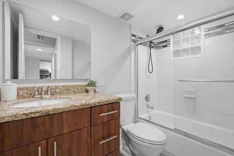 Tiny photo for 485 N PINE ISLAND Road #A105, Plantation, FL 33324 (MLS # B26085604)