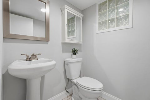 Tiny photo for 485 N PINE ISLAND Road #A105, Plantation, FL 33324 (MLS # B26085604)