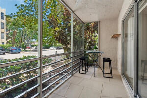 Tiny photo for 485 N PINE ISLAND Road #A105, Plantation, FL 33324 (MLS # B26085604)