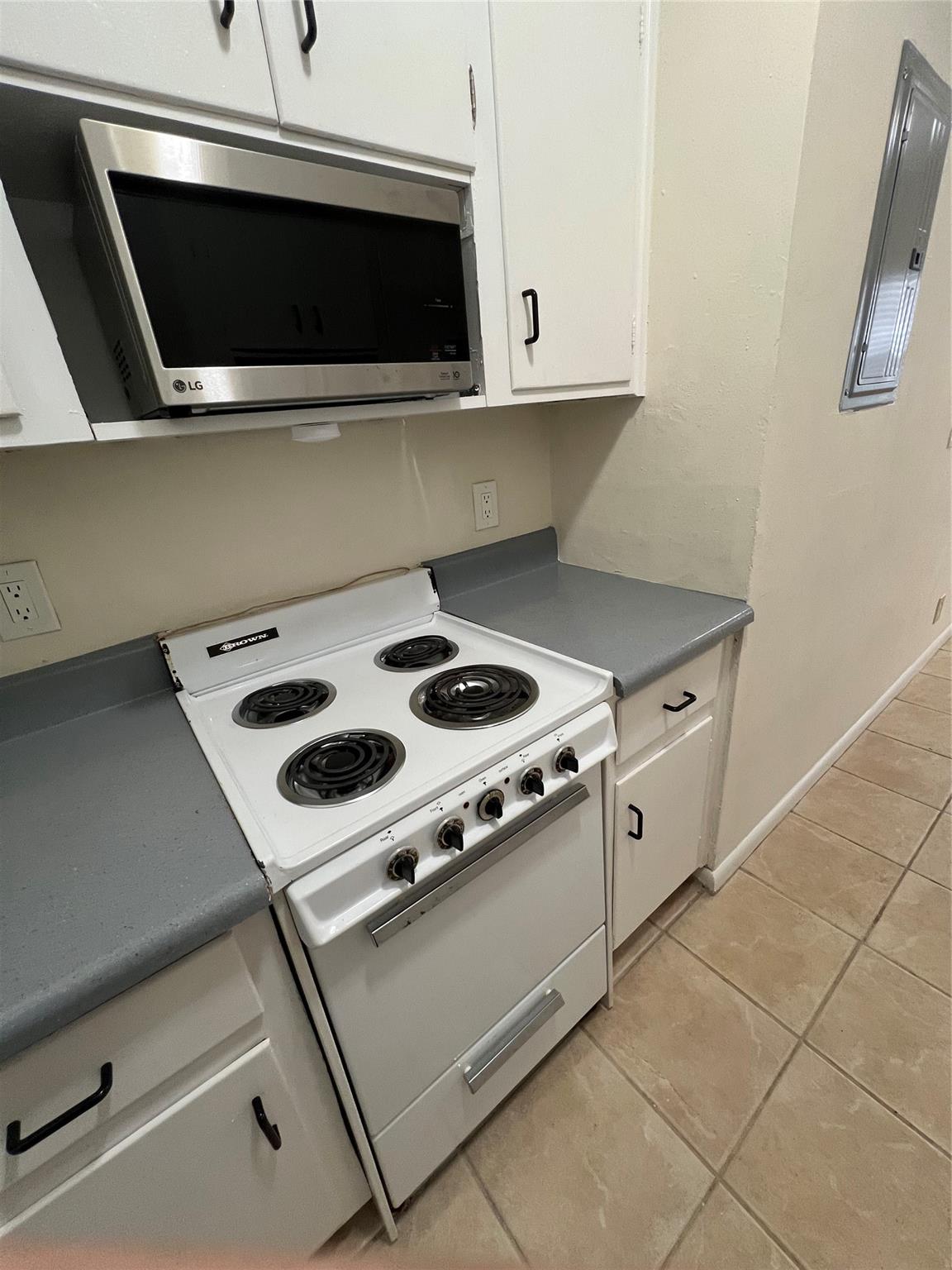 Lamplighter Condo - Residential Lease