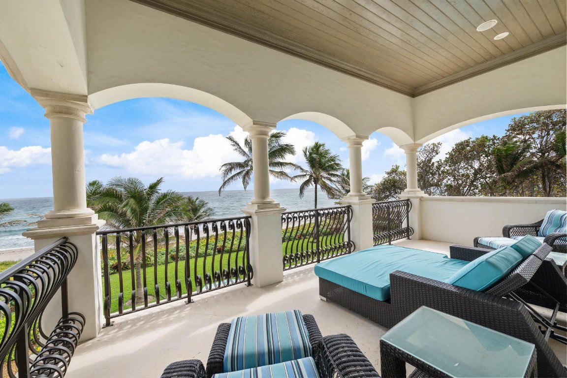 HILLSBORO MILE - Residential