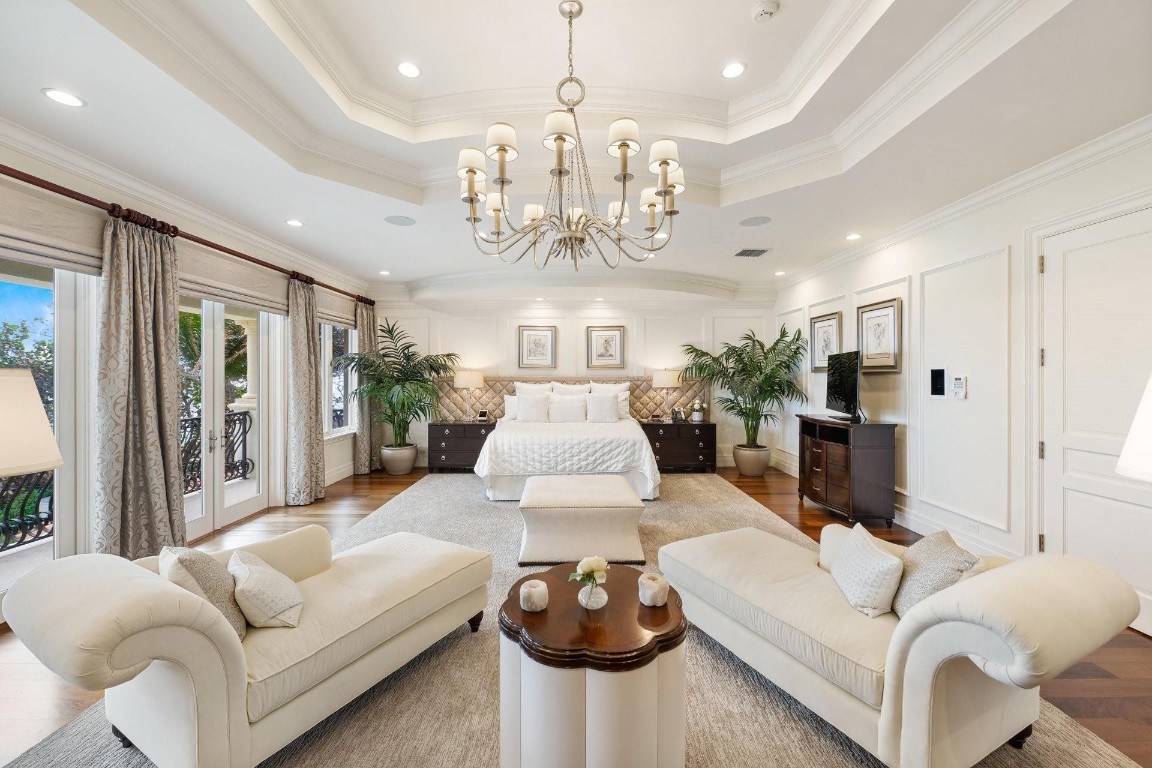 HILLSBORO MILE - Residential