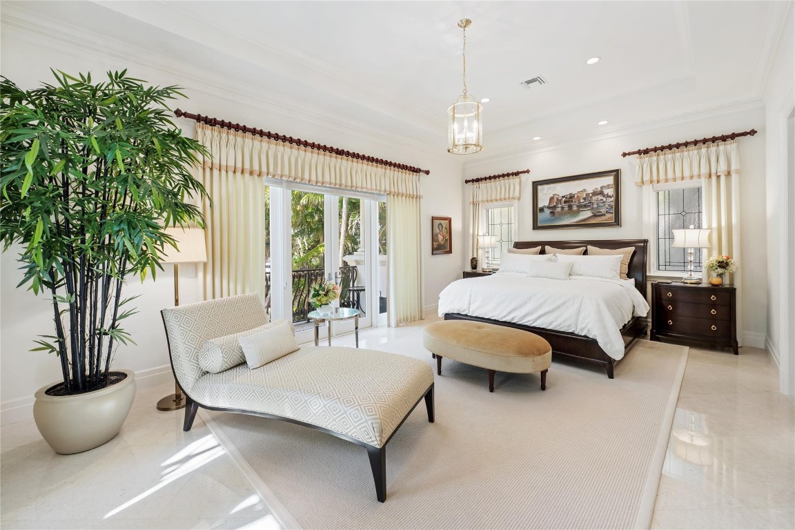 HILLSBORO MILE - Residential