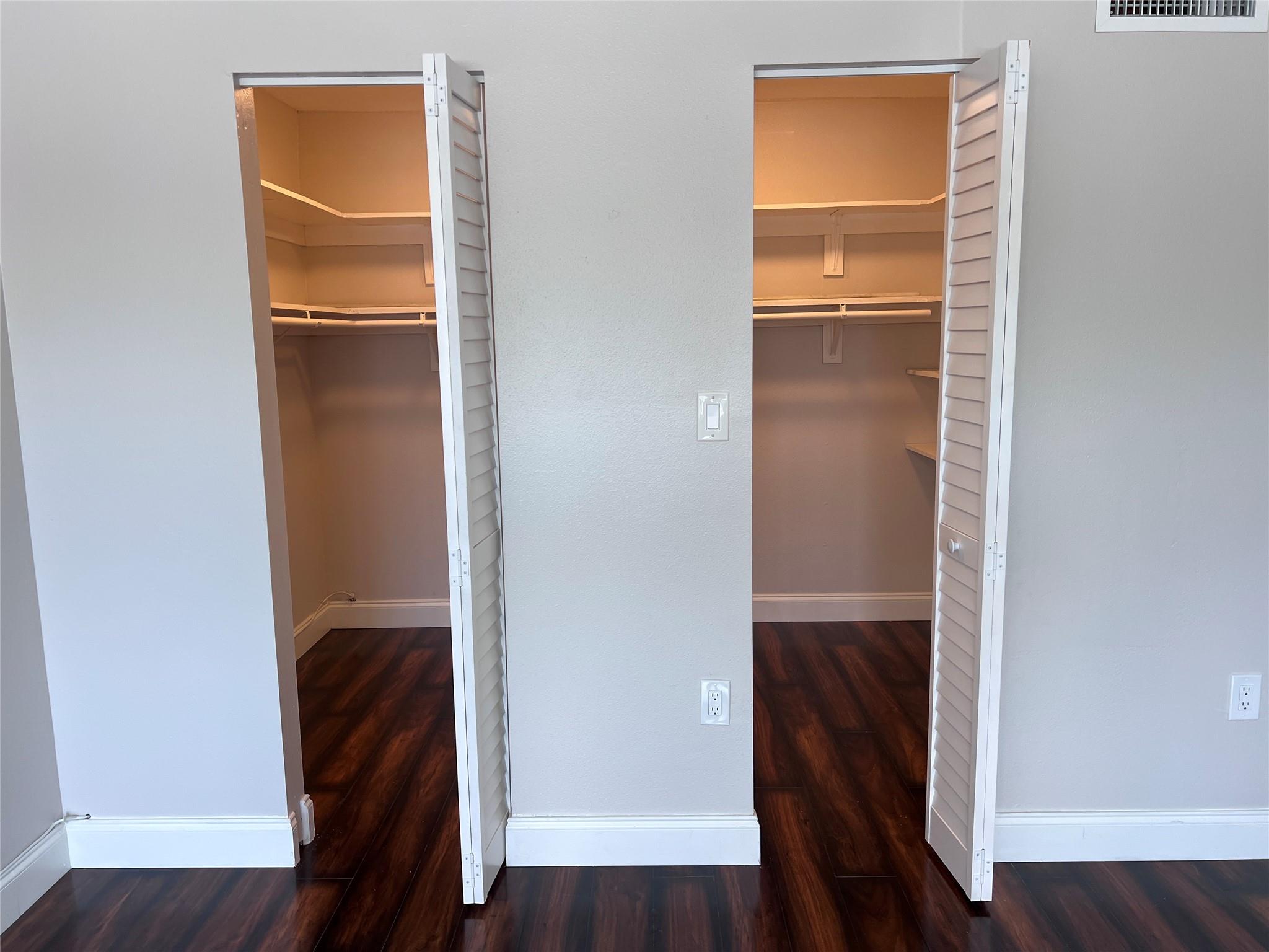 SNAPPER CREEK TOWNHOUSES - Residential Lease