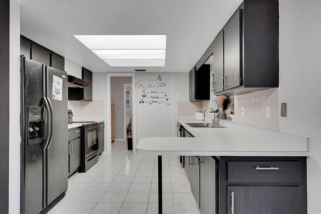 RIVER PARK UNIT 1 - Residential