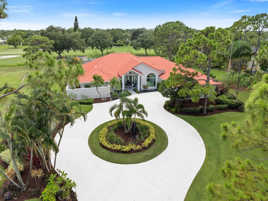 Photo of 4902 SW Bimini Circle N, Palm City, FL 34990 (MLS # R11099131)