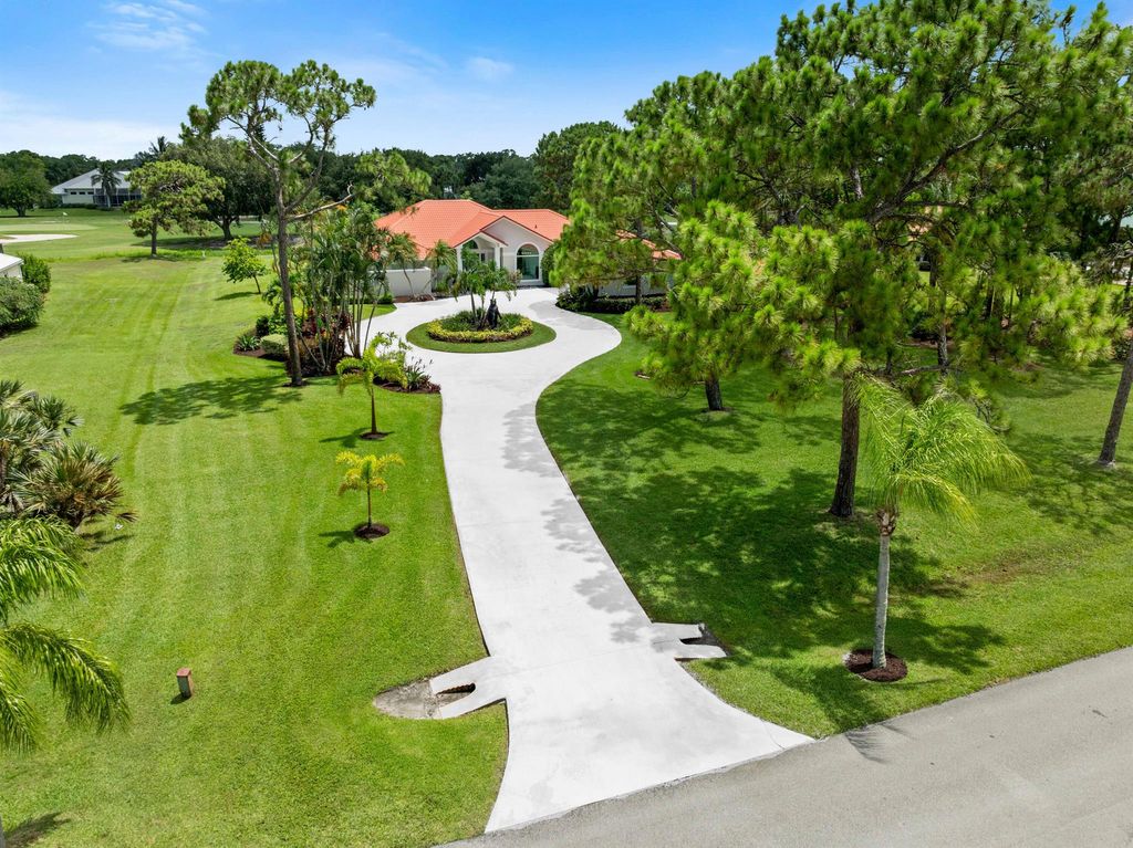 Photo of 4902 SW Bimini Circle N, Palm City, FL 34990 (MLS # R11099131)