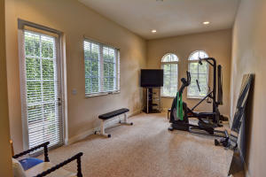 HARBOUR ISLES - Residential