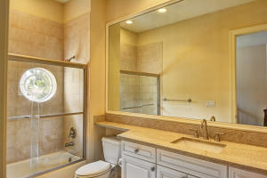 HARBOUR ISLES - Residential