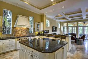 HARBOUR ISLES - Residential