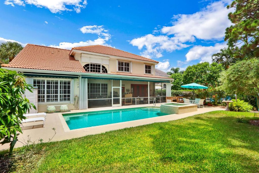 Photo of 181 Satinwood Lane, Palm Beach Gardens, FL 33410 (MLS # R10933911)