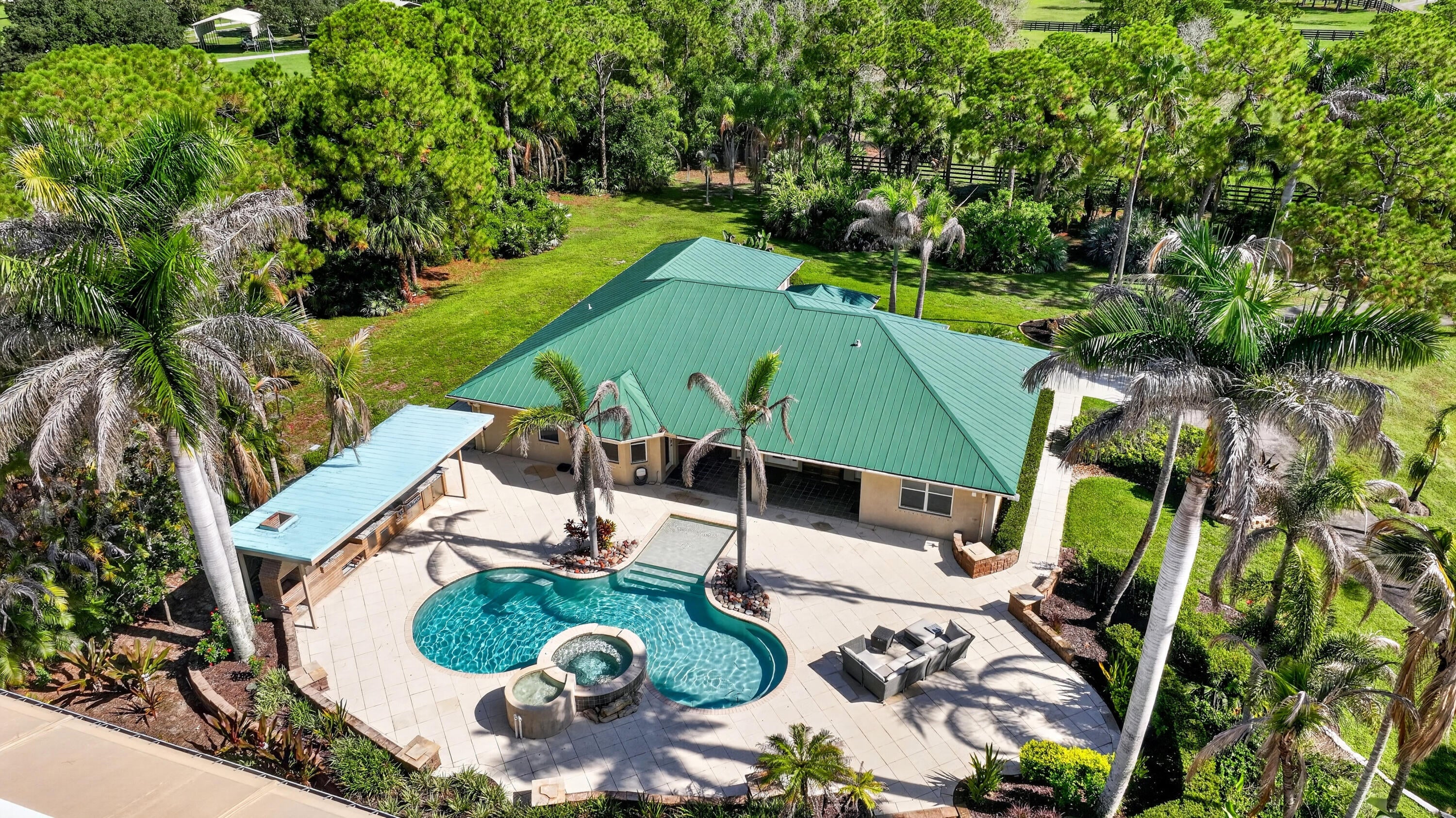 2602 SW 64th Court