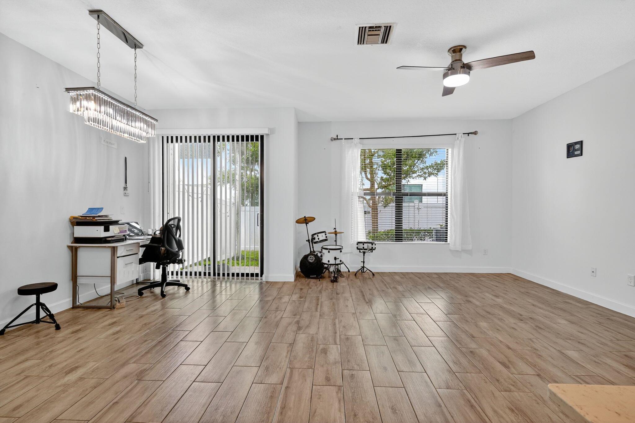 MEDITERRANEA - Residential