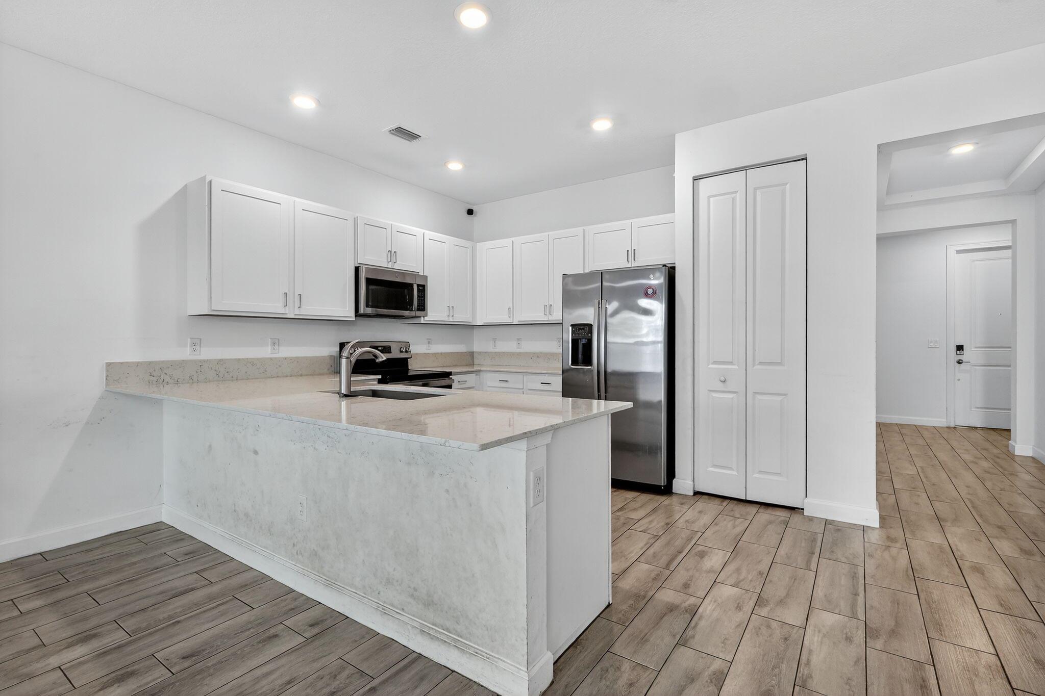 MEDITERRANEA - Residential