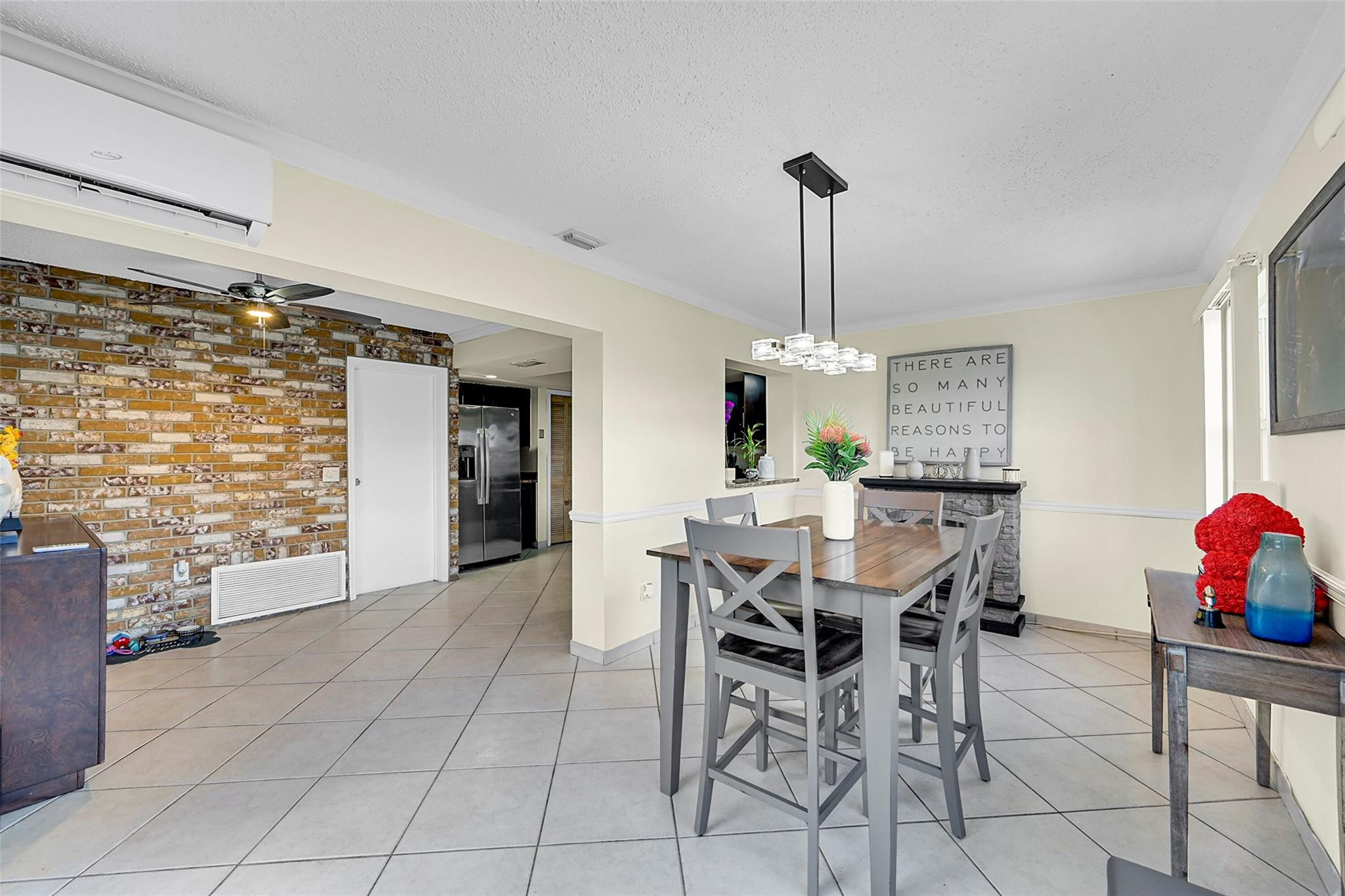 SUNRISE GOLF VILLAGE - Residential