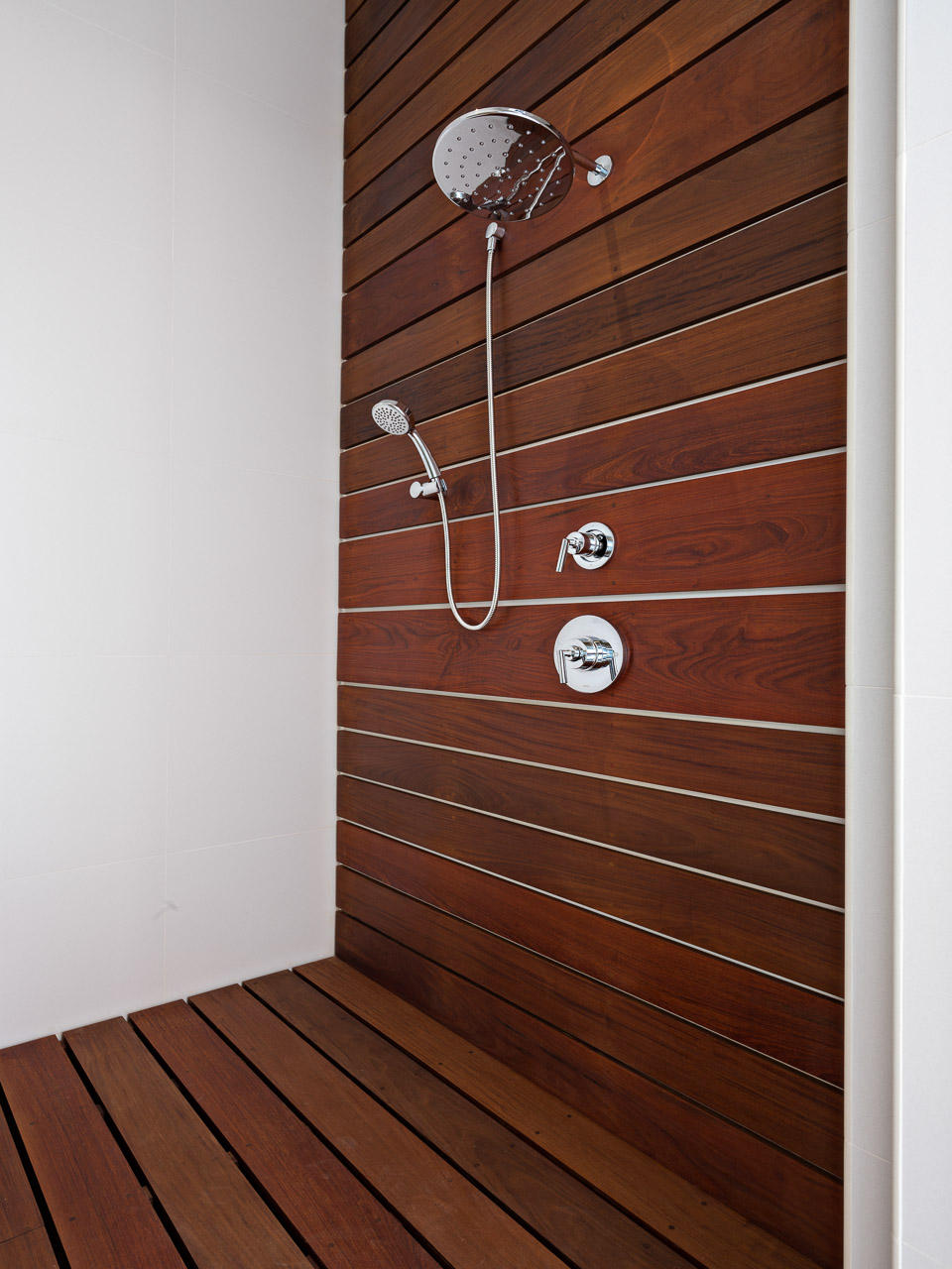 Admirals Cove - Residential