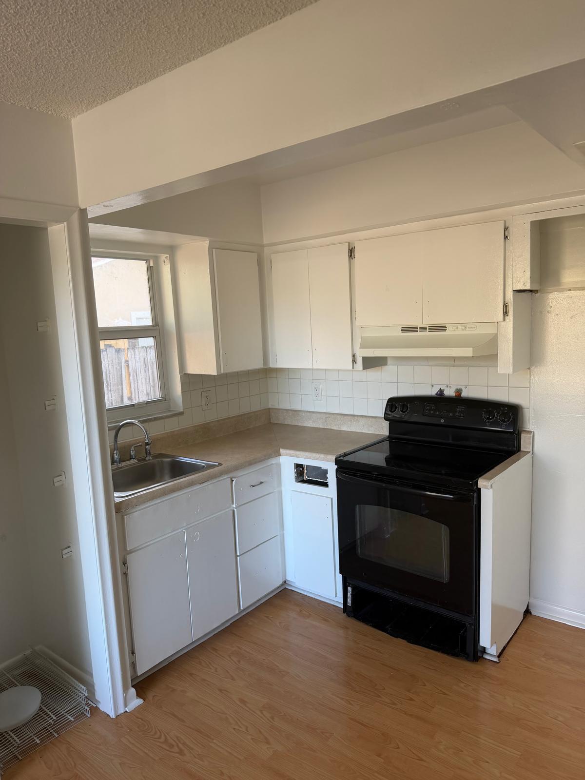 PALM BEACH FARMS CO 7 - Residential Lease