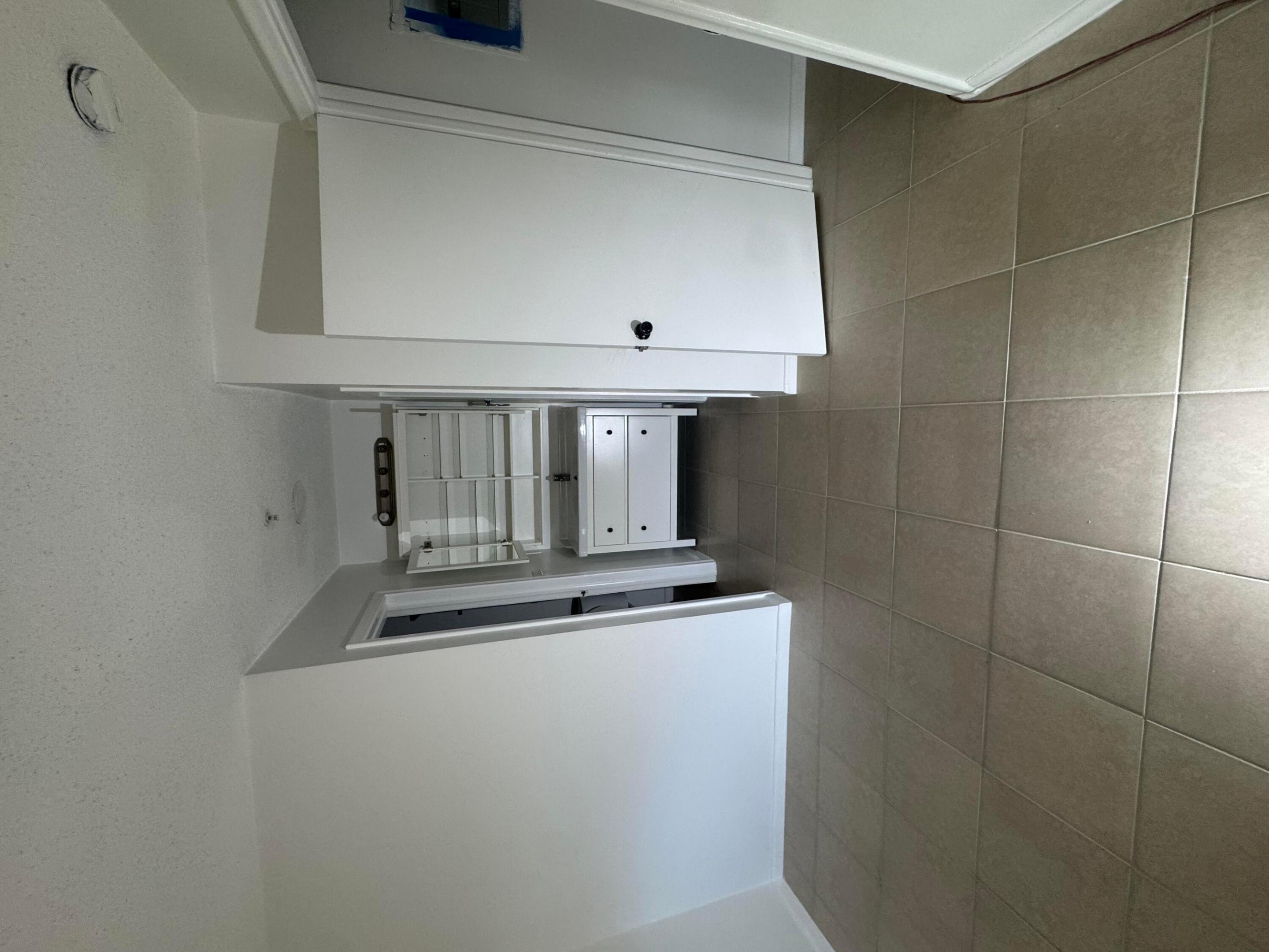 PALM BEACH FARMS CO 7 - Residential Lease