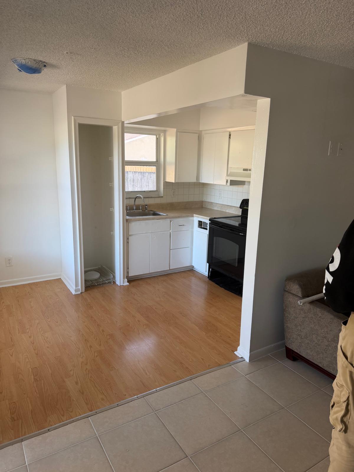 PALM BEACH FARMS CO 7 - Residential Lease