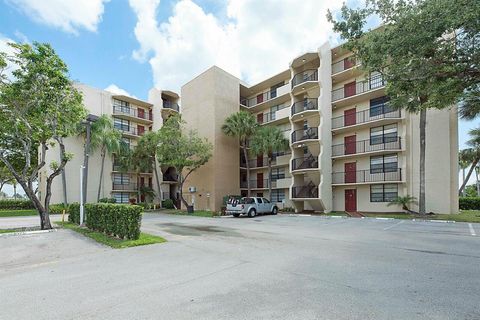 Featured picture for the property R10721288