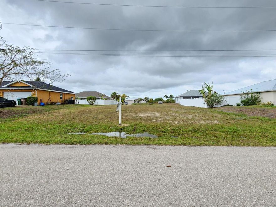 One parcel consisting of two lots in Cape Coral, Florida — the perfect opportunity to build your custom dream home in one of the fastest-growing cities! Ideal for both homeowners and investors. Located in a beautiful area near canals and surrounded by well-maintained homes.
