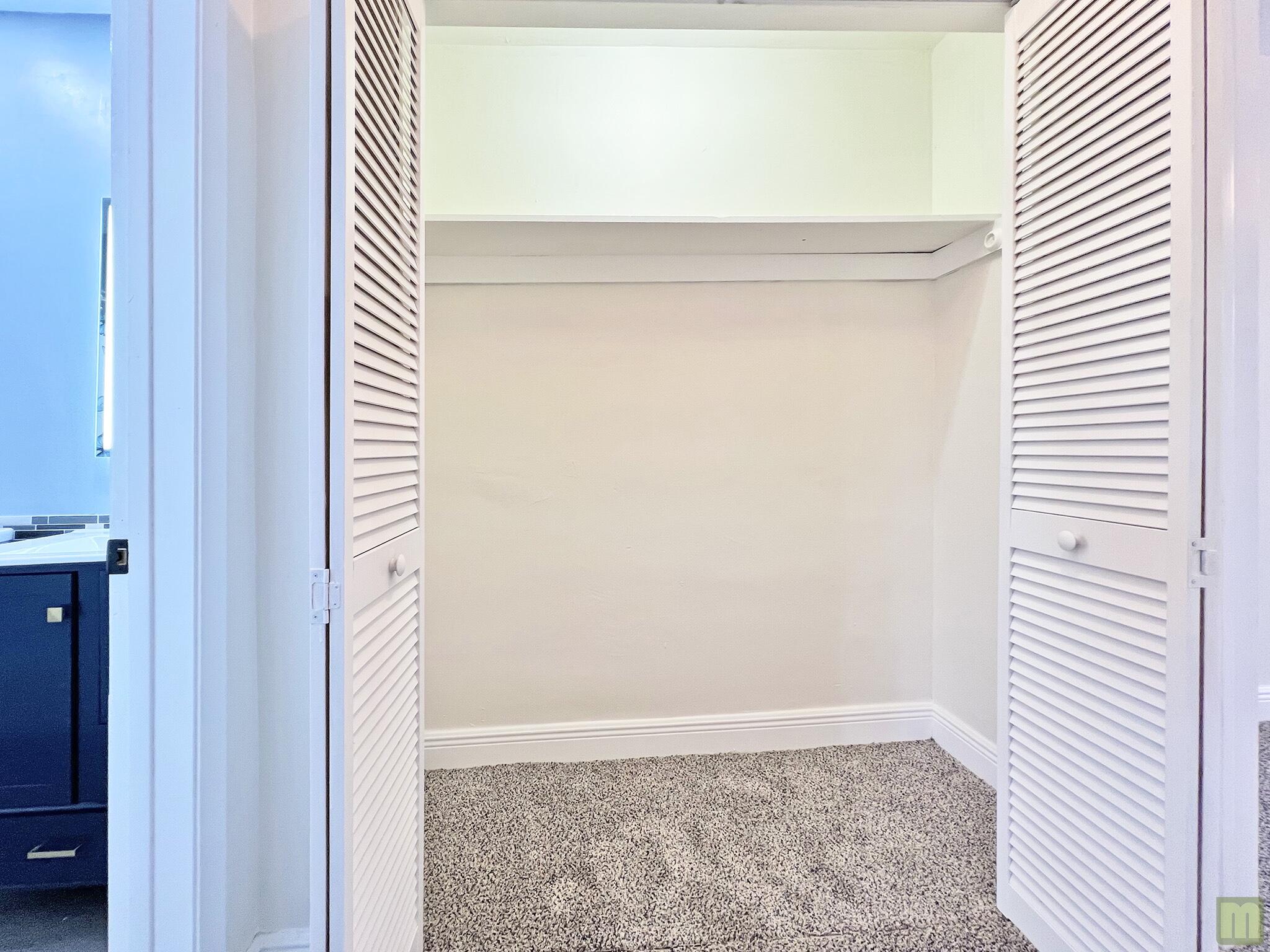 PARK SOUTH SEVEN INC CONDO - Residential Lease