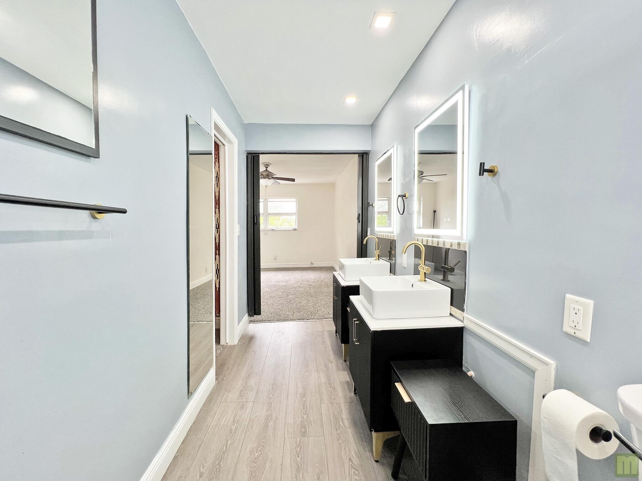 PARK SOUTH SEVEN INC CONDO - Residential Lease