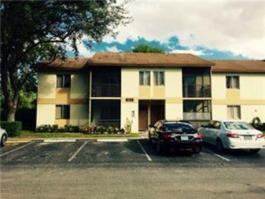 UPGRADED & CLEAN 2/2 UNIT WITH TILE FLOORS, MODERN UPGRADED KITCHEN WITH GRANITE & NEWER APPLIANCES, GRANITE VANITIES IN BATHROOMS. NICE SIZE BEDROOMS & LOTS OF STORAGE SPACE. WASHER/DRYER IN UNIT. FANTASTIC POOL AREA WITH GYM, TENNIS COURTS, SAUNA,CLUBHOUSE & SECURITY ON PREMISES. GREAT HIGHLY DESIRED COMMUNITY! MINUTES TO SHOPPING, RESTAURANTS, HOUSES OF WORSHIP,TURNPIKE & I-95. PET FRIENDLY!! ALL AGES COMMUNITY. INFORMATION DEEMED ACCURATE, NOT GUARANTEED.