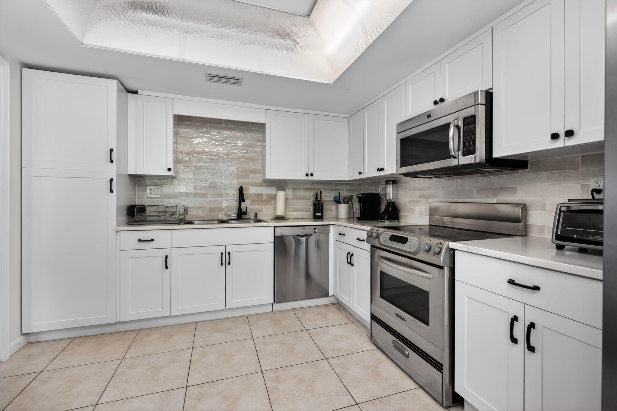 GOLF VILLAS CONDO - Residential