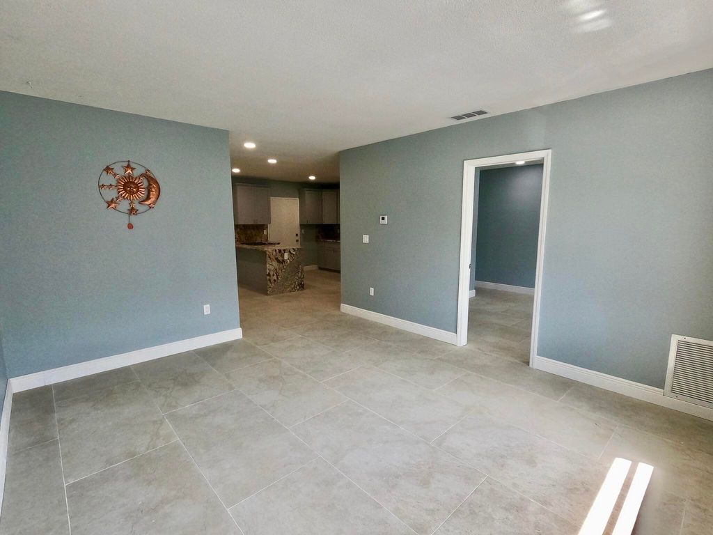 Photo of 382 E Royal Palm Road #0080, Boca Raton, FL 33432 (MLS # B26027573)