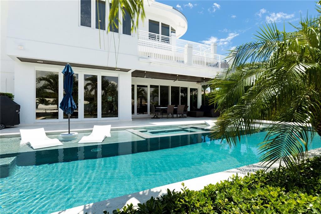 Las Olas Isles - Residential