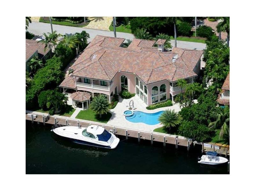 ***QUICK MOVE IN***                                         140'WIDE (42.67 METERS) WATERFRONT --134' (40.84 METERS) DEEP PROPERTY -- 9' (2.74) AT LOW TIDE -- ONE OFF THE POINT --GREAT VIEW -- BEST STREET OFF LAS OLAS -- UNDERGROUND UTILITIES -- WIDE STREET -- BACKUP GENERATOR -- OVERSIZED ELEVATOR -- BRIGHT AND HOMEY FEEL WITH ALL THE BELLS AND WHISTLES -- 12 CAR PLUS OUTSIDE DRIVEWAY PARKING -- 4 CAR OR 8 WITH LIFTS GARAGE PARKING, 9' WIDE GARAGE DOORS --