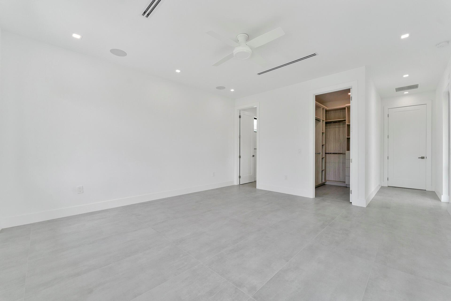 La Hacienda Delray - Residential