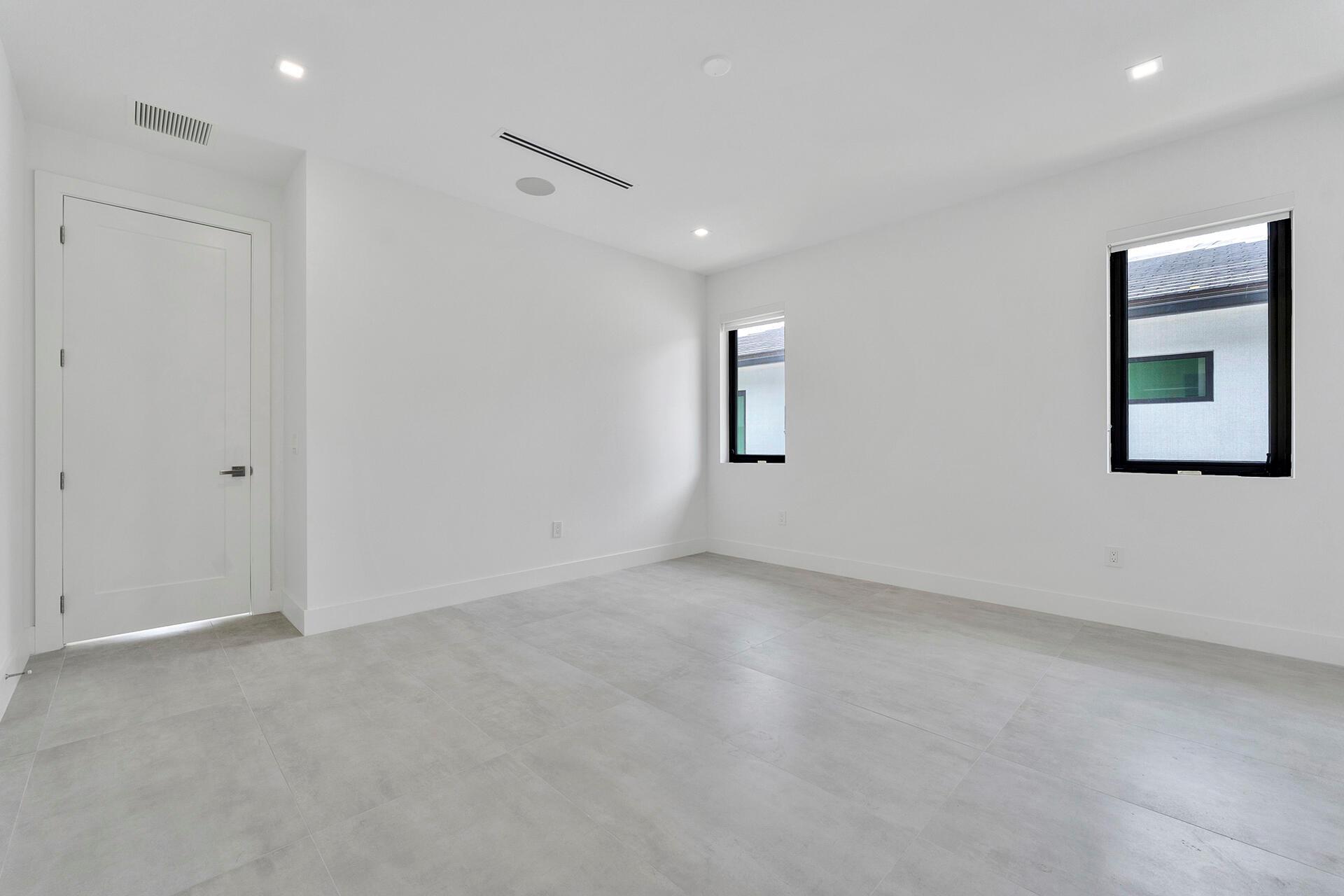 La Hacienda Delray - Residential