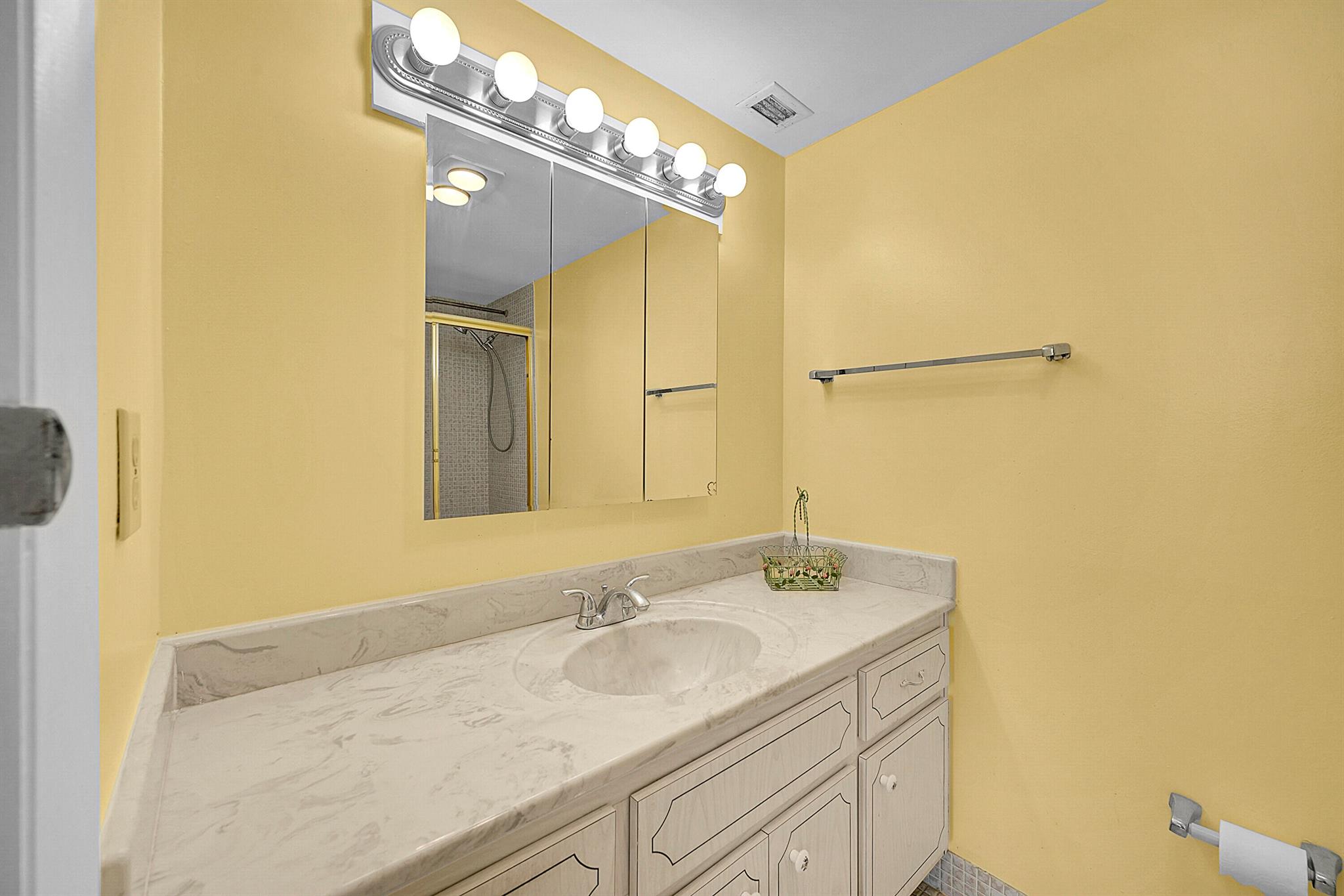 BOCA TEECA CONDO 3 - Residential