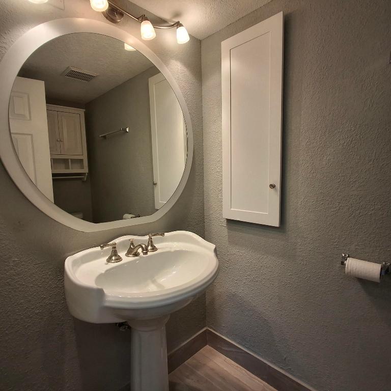 PINE RIDGE SOUTH I CONDO - Residential