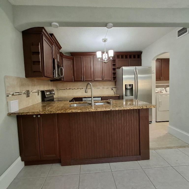 PINE RIDGE SOUTH I CONDO - Residential