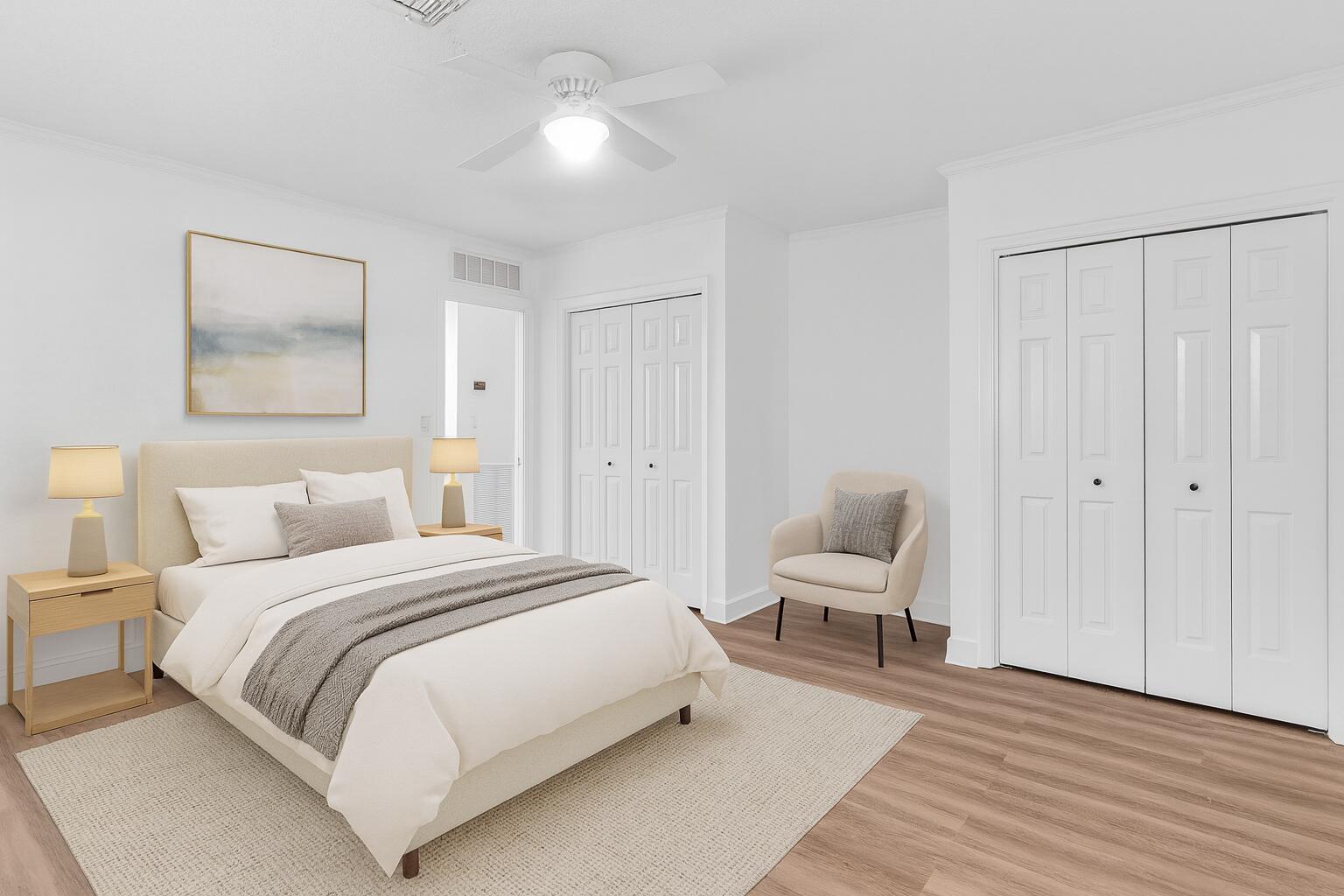 HOLLYWOOD HILLS - Residential