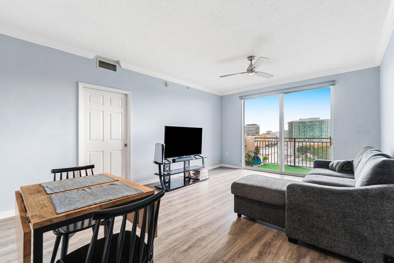 616 Clearwater Park Road 1203